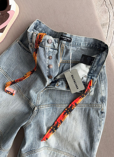 Джинсы широкие Balenciaga