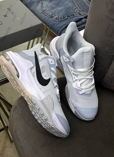 Кроссовки Nike