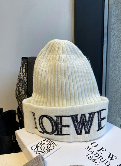 Шапка Loewe