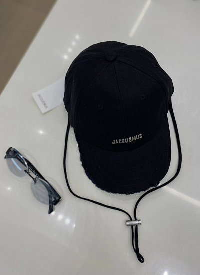 Кепка Jacquemus