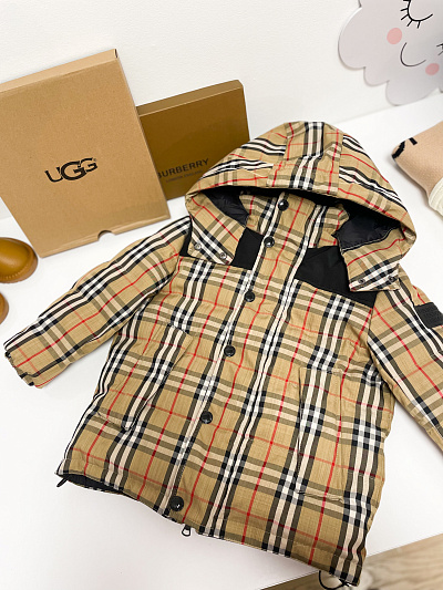 Куртка Burberry (130 см)