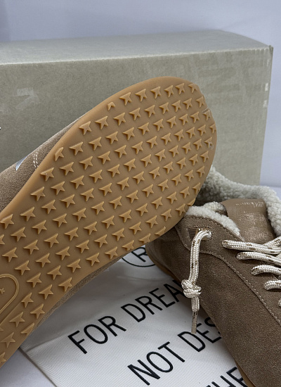 Кеды меховые Golden Goose