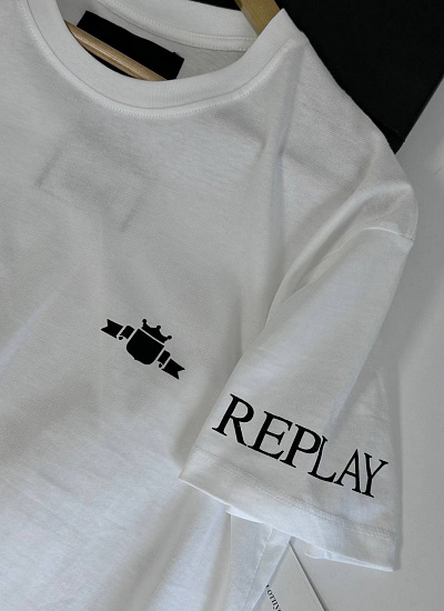 Футболка Replay