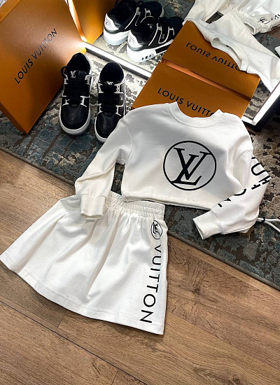 Костюм кофта юбка LV