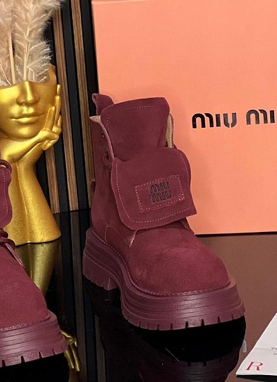 Ботинки меховые Miu Miu