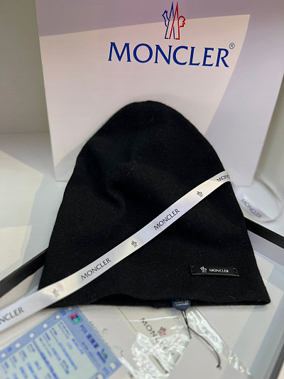 Шапка Moncler