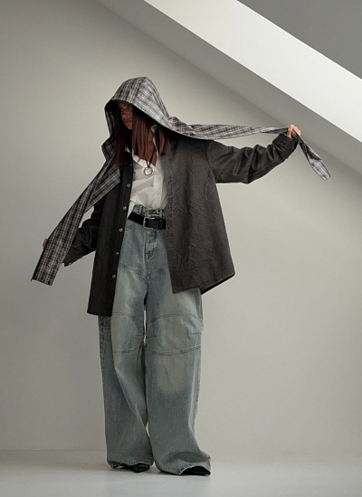 Джинсы широкие Balenciaga