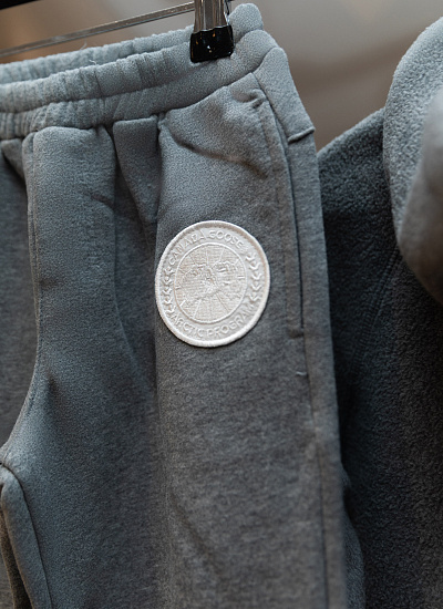 Костюм спорт Canada Goose (160 см)