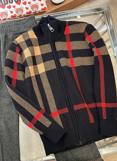 Джемпер на замке Burberry (74 см)