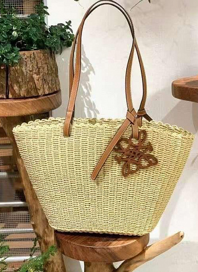 Сумка плетеная Loewe