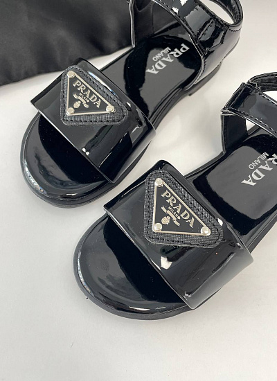 Сандалии Prada