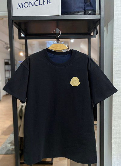 Футболка Moncler