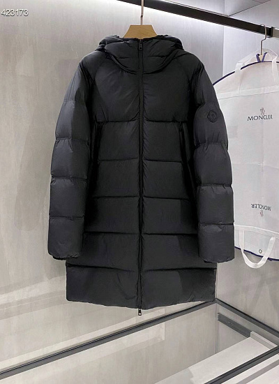 Куртка длинная с капюшоном Moncler