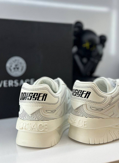 Кроссовки Versace