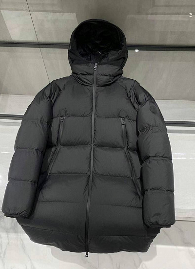 Куртка длинная с капюшоном Moncler