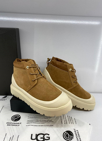 Ботинки UGG