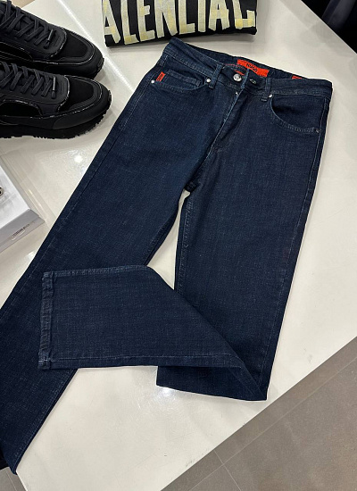 Джинсы Hugo Boss